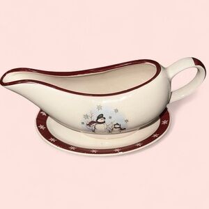 Royal seasons stoneware 
Christmas gravy holder and small oval plate